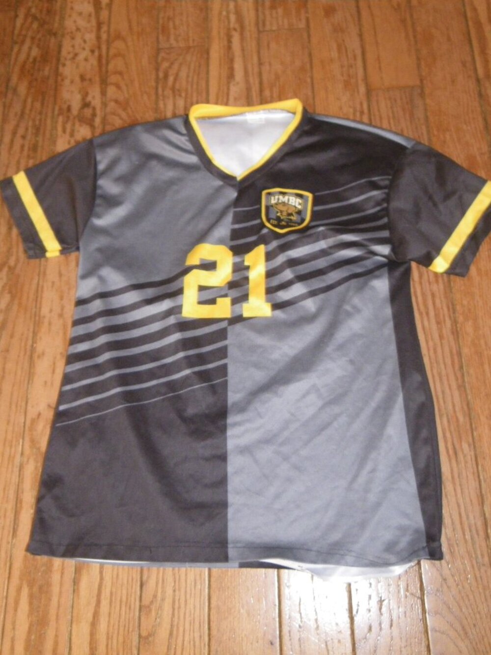 Unisex UMBC Retrievers #21 Athletic Jersey Short Sleeved Shirt